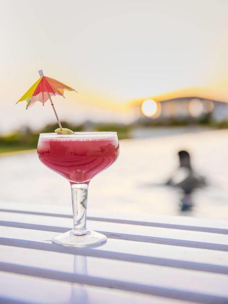 Serena Beach Resort Мандви Экстерьер фото